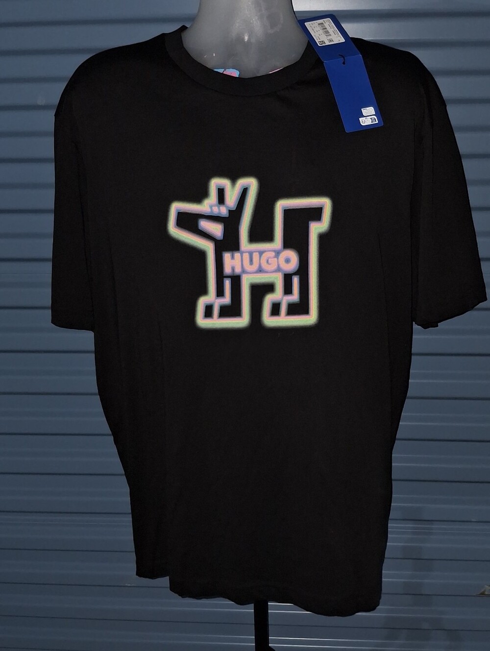 NWT HUGO BOSS Blurry Pup T Shirt Size XXL